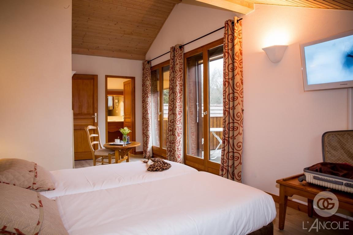 L'Ancolie "Chalet Du Lac" Hotell Cruseilles Eksteriør bilde